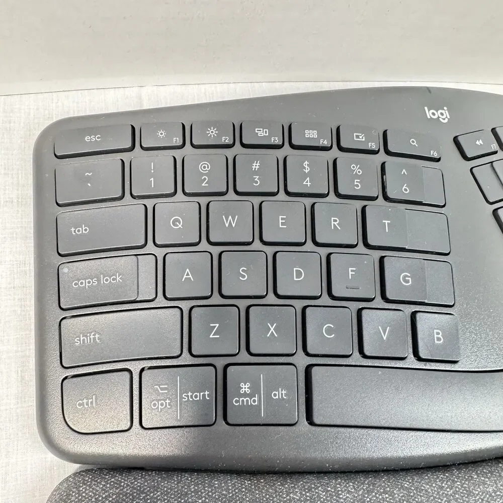 Logitech Ergo K860 Wireless Ergonomic Keyboard - Split Keyboard Dongle & Battery
